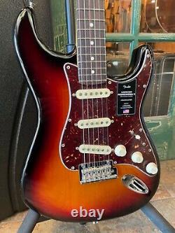 2021 Fender American Professional II Stratocaster 3 Couleurs Sunburst Avec Ohsc