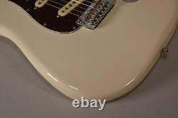 2021 Fender American Professional II Stratocaster Olympic White Avec L'ohsc