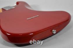 2021 Fender Noventa Stratocaster Rouge cramoisi avec housse