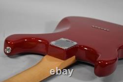 2021 Fender Noventa Stratocaster Rouge cramoisi avec housse