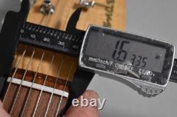 2021 Fender Noventa Stratocaster Rouge cramoisi avec housse