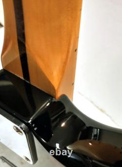 2025 Fender STRATOCASTER'70s Classic Vibe Manche en érable canadien Strat ST LOOK