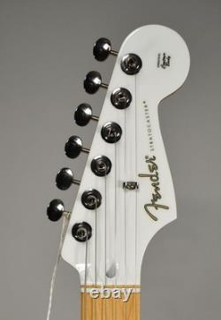 2026 Fender Player II Stratocaster édition limitée blanc polaire érable