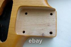 3.9lbs Stratocaster Body/natural Honey/ Alder/nitro À 2 Pièces (spécifications De Strate De Genre)