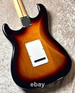 Collection Fender 2024 Made in Japan Hybrid II Stratocaster HSS -3 Color Sunburst