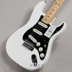 Collection Junior Fender Stratocaster en érable blanc arctique