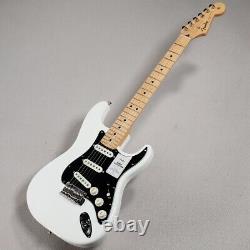 Collection Junior Fender Stratocaster en érable blanc arctique