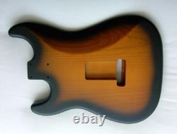 Corps Stratocaster en 2 pièces – 4,0 lb / Sunburst / Nitro satinée, spécifications Fender Strat