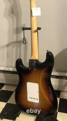 Corps chargé de Fender Stratocaster modèle traditionnel de fin des années 60 NEUF