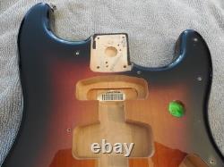 Corps de Stratocaster Fender Jimi Hendrix Artist Series Signature avec matériel, mint