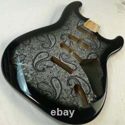 Corps de guitare Strat SSS en 3 pièces en aulne d’Amérique du Nord, Paisley argent/noir, 4,8 lb