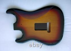 Corps de guitare Stratocaster / Aulne en 2 pièces Fender, spécifications Strat Warmoth