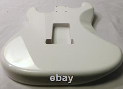 Corps de guitare Stratocaster Strat en 3 pièces en aulne nord-américain SSS blanc ? 4,4 lbs