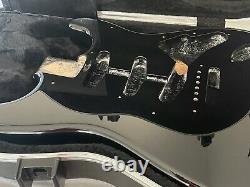 Corps de la Fender Custom Shop Robin Trower Stratocaster NOS des États-Unis + Plaque de cou assortie