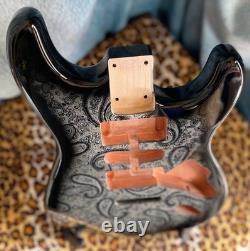Corps de remplacement Stratocaster Paisley HSH en aulne avec cavité blindée