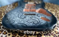 Corps en aulne blindé pour remplacement HSH de Stratocaster Paisley