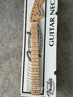 Cou Américain Stratocaster Fender