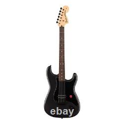 Déballé, NOUVELLE guitare Fender Tom DeLonge TTS Stratocaster Blackout (1 sur 300)