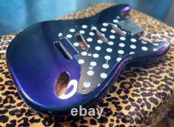 Éblouissant Stratocaster SSS en corps d'aulne bleu chameleon métallisé flake 2 teal 2 violet