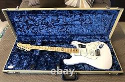 Étui Fender Stratocaster/Telecaster Blond avec intérieur de poodle bleu royal NEUF