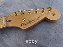 FENDER 50's STRATOCASTER CUSTOM SHOP CUNETTO BLONDE RELIC MINT with TAGS    <br/>
 	
 <br/> FENDER 50's STRATOCASTER CUSTOM SHOP CUNETTO BLONDE RELIC MINT avec ÉTIQUETTES