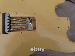 FENDER 50's STRATOCASTER CUSTOM SHOP CUNETTO BLONDE RELIC MINT with TAGS  <br/> 	<br/>


	FENDER 50's STRATOCASTER CUSTOM SHOP CUNETTO BLONDE RELIC MINT avec ÉTIQUETTES