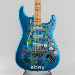 FENDER Fabriqué au Japon Stratocaster Limitée Fleur Bleue Touche en Érable NEUF FmJP