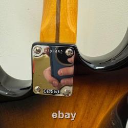 Fender 70e Anniversaire American Vintage II Stratocaster 1954 avec étui
