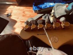 Fender 75ème anniversaire Stratocaster Nouvelle Jamais Jouée