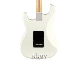 Fender American Performer Stratocaster Arctic White avec touche en palissandre - Boîte ouverte Fender American Performer Stratocaster Arctic White avec touche en palissandre - Boîte ouverte