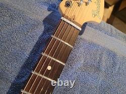 Fender American Performer Stratocaster Guitare Électrique 6 Cordes Honey Burst