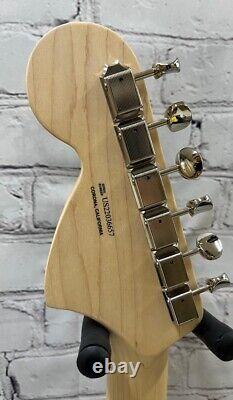 Fender American Performer Stratocaster, Maple Neck, Lake Placid Blue +bag Démo