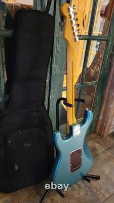 Fender American Pro Classic Stratocaster 2025 Sherwood Green Metallic avec housse de transport