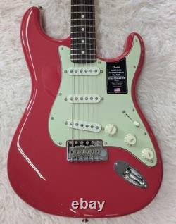 Fender American Professional Classic Stratocaster, Rouge Dakota Foncé avec housse de transport