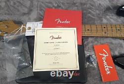 Fender American Professional II Stratocaster Erable Rôti Bd 2 Color Sunburst