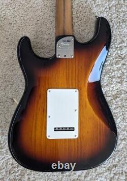 Fender American Professional II Stratocaster Erable Rôti Bd 2 Color Sunburst