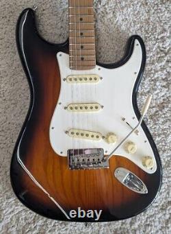 Fender American Professional II Stratocaster Erable Rôti Bd 2 Color Sunburst