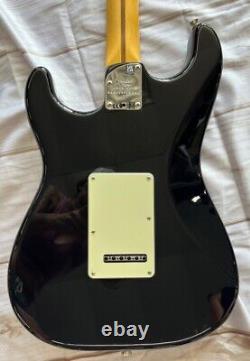 Fender American Professional II Stratocaster Guitare Électrique Noire Avec Démo de l'Etui