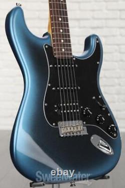 Fender American Professional II Stratocaster HSS Dark Night avec touche en palissandre.