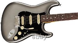 Fender American Professional II Stratocaster HSS avec touche en palissandre et corps en mercure