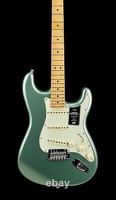 Fender American Professional II Stratocaster- Mystic Surf Green #48093 (b-stock)