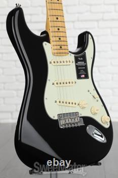 Fender American Professional II Stratocaster Noir avec Touche en Érable