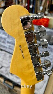 Fender American Professional II Stratocaster, Sunburst Avec Boîtier Dur Demo