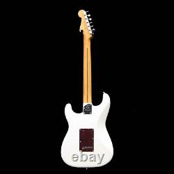 Fender American Professional II Stratocaster, Touche en Érable, Blanc Olympique