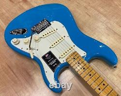 Fender American Professional II Stratocaster avec manche en érable Guitare bleu Miami