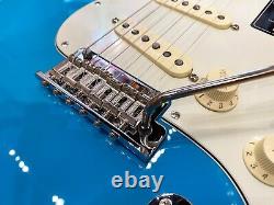 Fender American Professional II Stratocaster avec manche en érable Guitare bleu Miami