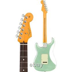 Fender American Professional II Stratocaster avec touche en palissandre, guitare Mystic Surf Green