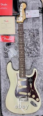 Fender American Professional II Stratocaster en blanc olympique avec démo de l'étui