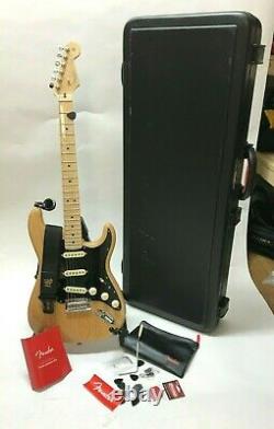 Fender American Professional Stratocaster Avec Fender Hard Case, Tuner, Strap, +