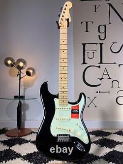 Fender American Professional Stratocaster avec touche en érable 2017